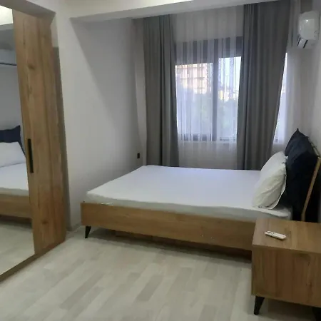 Kleopatra Plaji Muhtesem Deniz Ve Manzarali Sonsuzluk Havuzlu Daire *