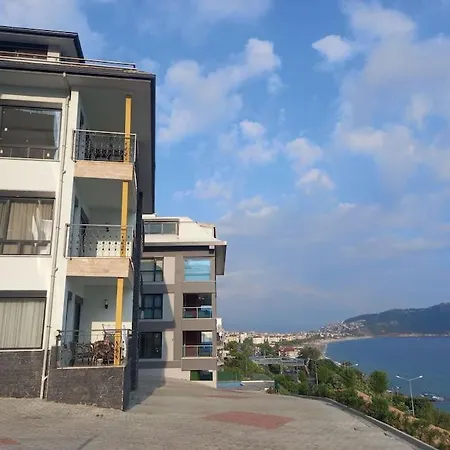 Kleopatra Plaji Muhtesem Deniz Ve Manzarali Sonsuzluk Havuzlu Daire Алания